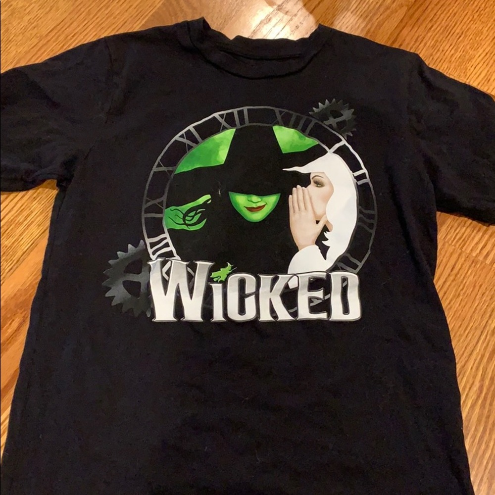 Broadway Wicked show T shirt